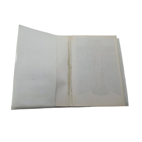 I Pray With Jesus Prayer Book Daughters Of St. Paul Plastic Cover 1983 5.25x3.5" - Picture 2 of 10